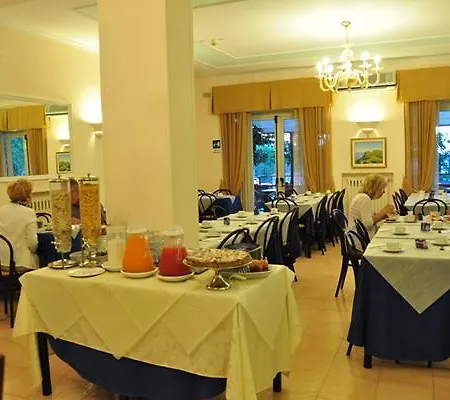 Hotel Fernanda 3*