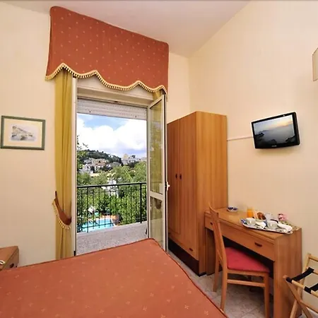 Hotel Fernanda 3*