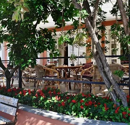 Fernanda Hotel